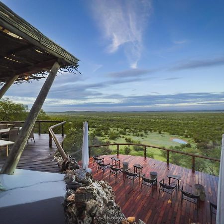 Ongava Lodge Okaukuejo Esterno foto